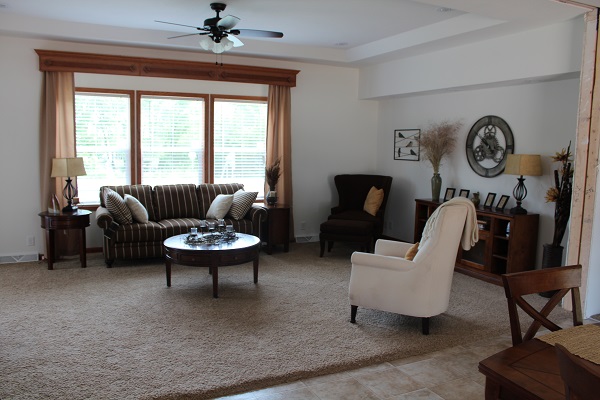 Schult Homes Timberland - Living Room