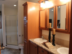 Schult Main Street 5232-92 Bathroom