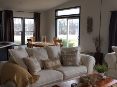 Independence 4828-76-4 Living Room