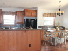 Schult Main Street Custom 4428-518 Kitchen