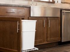 Schult Integrity 6632-301 Garbage Cabinet