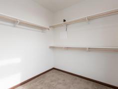 Schult Integrity 6632-301 Large Walk-In Closet