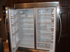 Schult Show Model Sidekick Refrigerator/Freezer