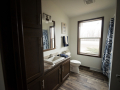 Freedom 89 Bathroom