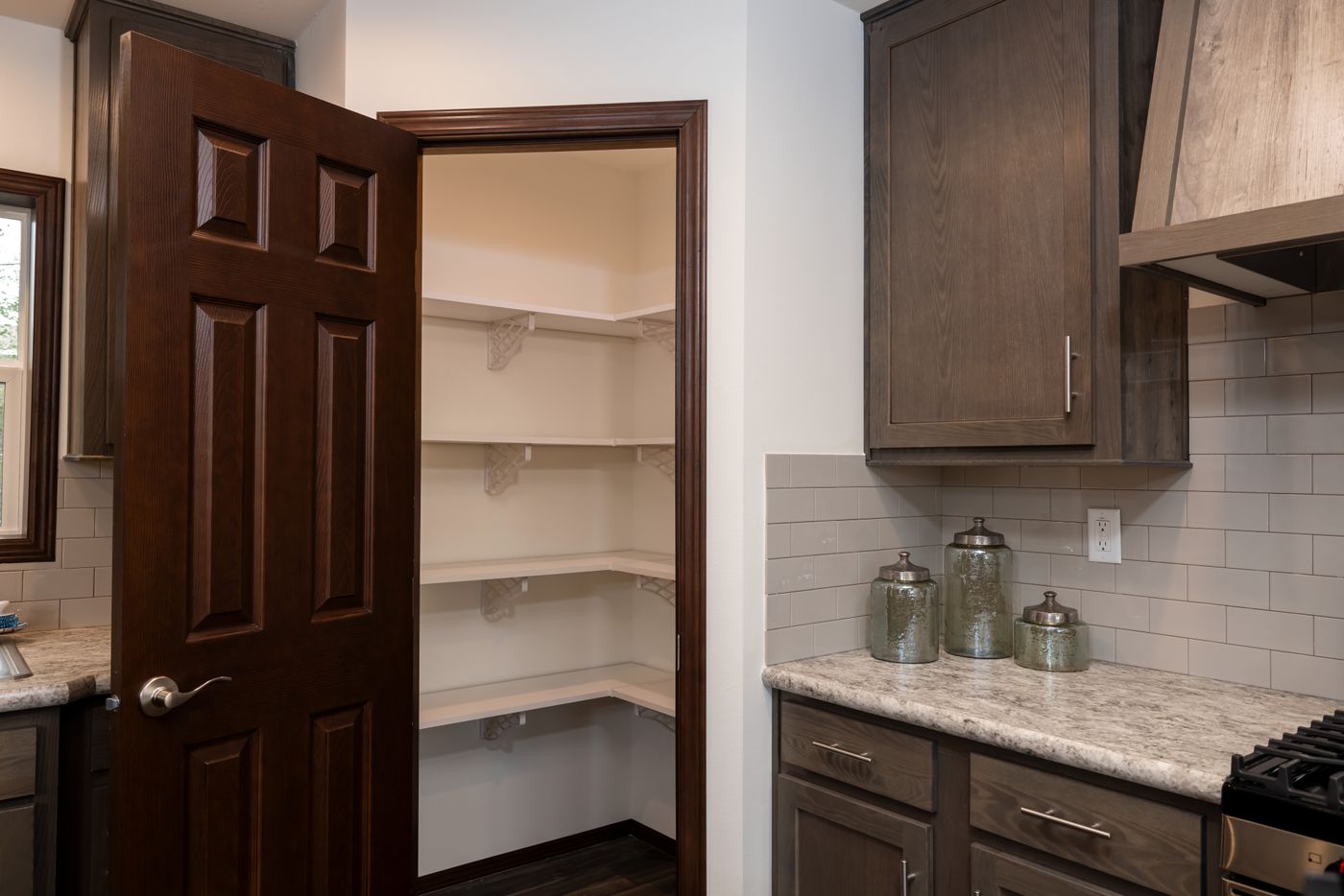 Kitchen-Pantry Kitchen-Pantry