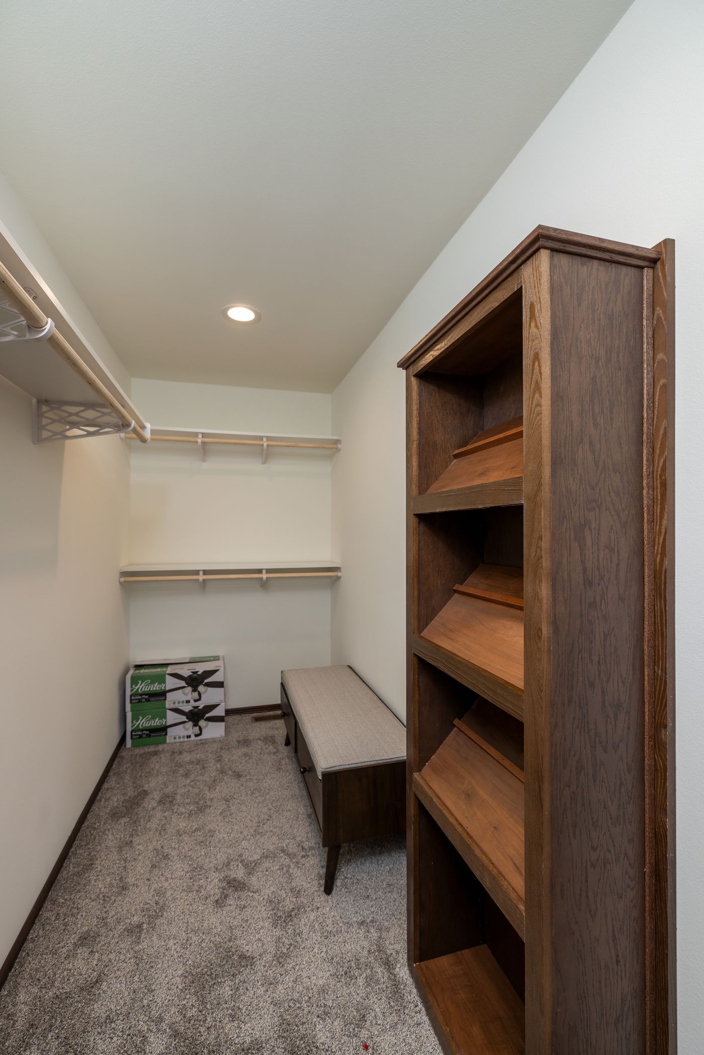 Master-Bedroom-Closet-1 Master-Bedroom-Closet-1