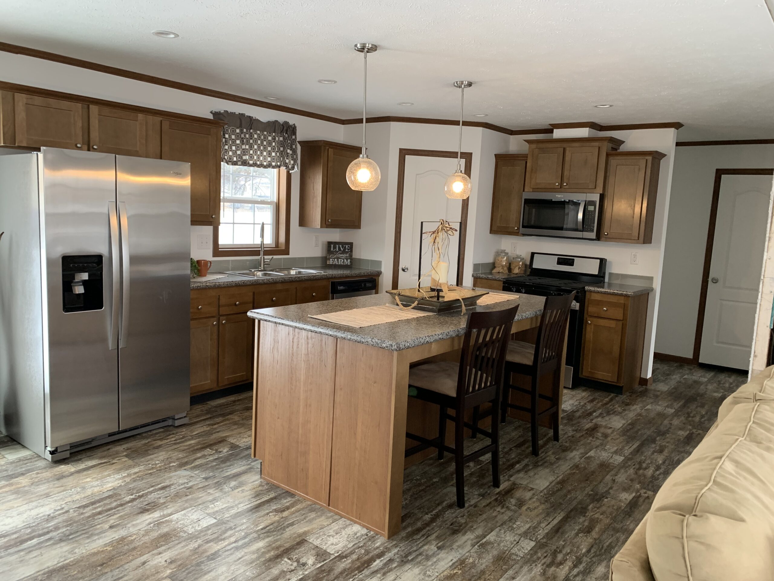 Manufactured Model Homes On Display - Excelsior Homes West, Inc.